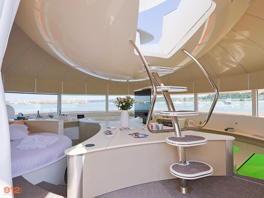 Anthenea Suite Hoteliere Flottante Perros-Guirec Kültér fotó