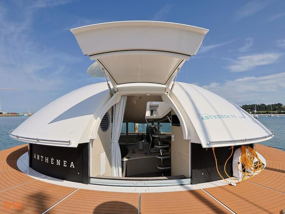 Anthenea Suite Hoteliere Flottante Perros-Guirec Kültér fotó